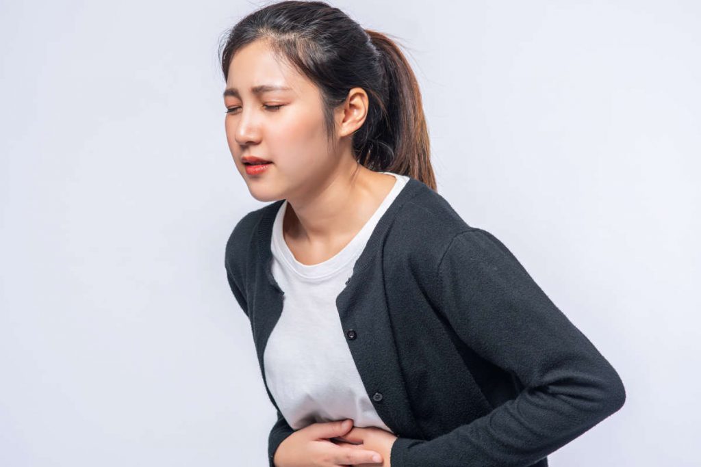 Comprendre la hernie hiatale : Symptômes, causes, diagnostic et ...