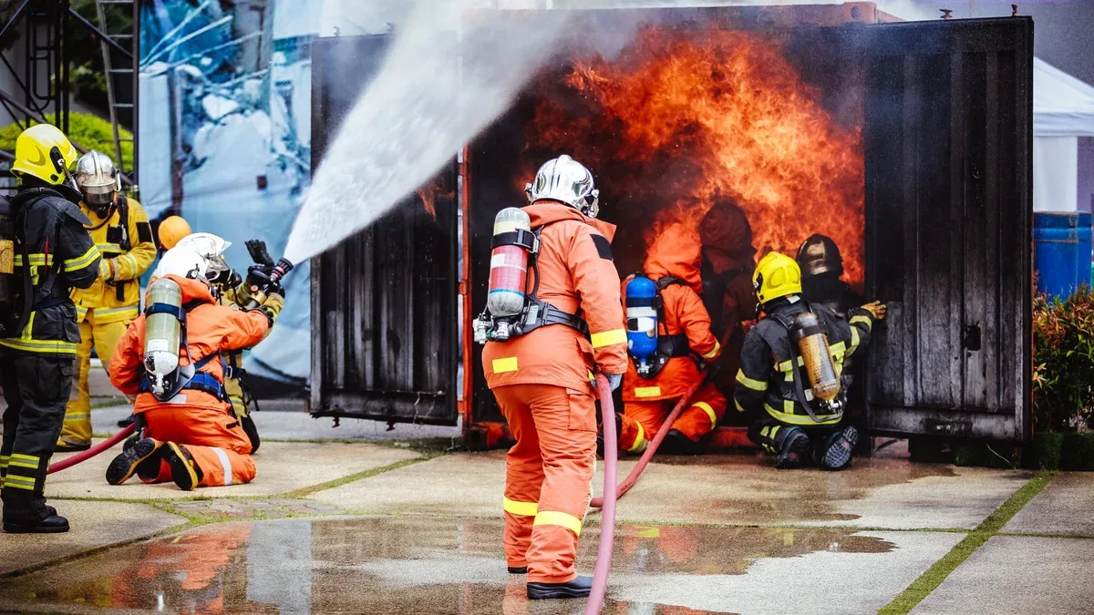 Lutte contre l'incendie dans les conteneurs