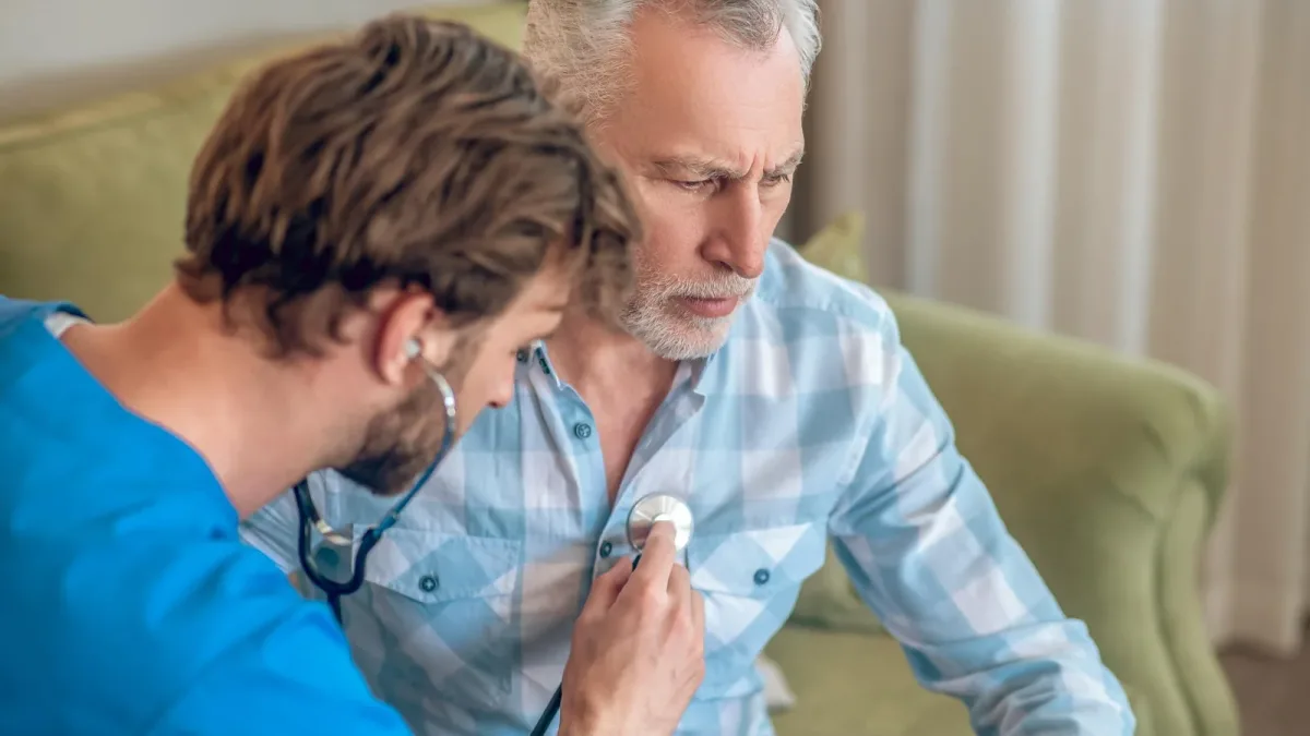 Santé cardiovasculaire vers 40 ans : ce que cinq mesures disent des chances d’atteindre 90 ans