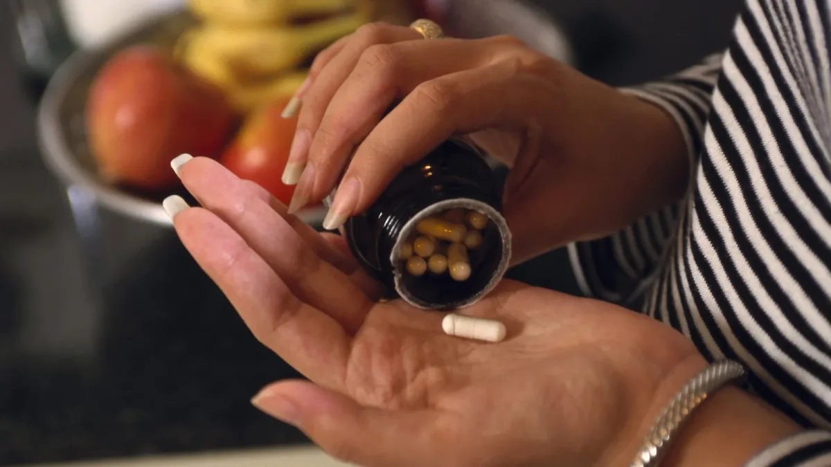 Compléments alimentaires après un cancer colorectal : qui prévenir, et à quel moment du parcours ?