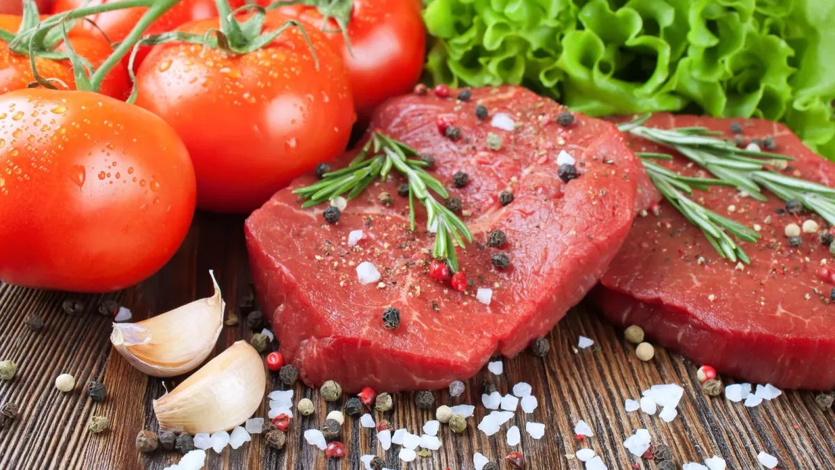 Steaks végétaux et viande rouge modérée : en dix semaines, un oméga-3 se détache parmi les acides gras